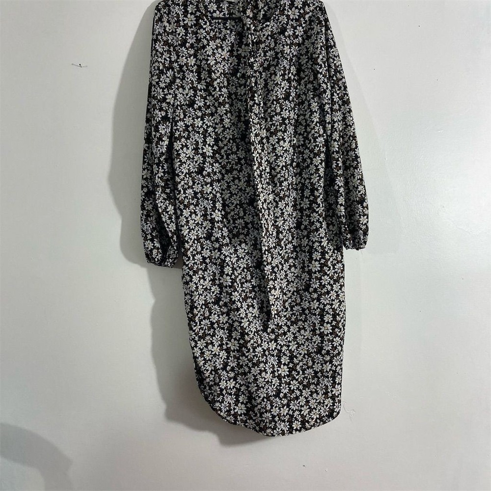 SHEIN Women's Black Floral Knee Length Dress‎ Size S Long Sleeve